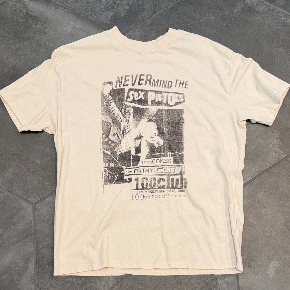 Sex Pistols band t-shirt